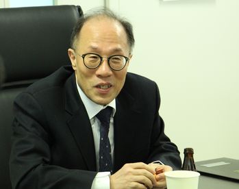 이사장님 사진.JPG